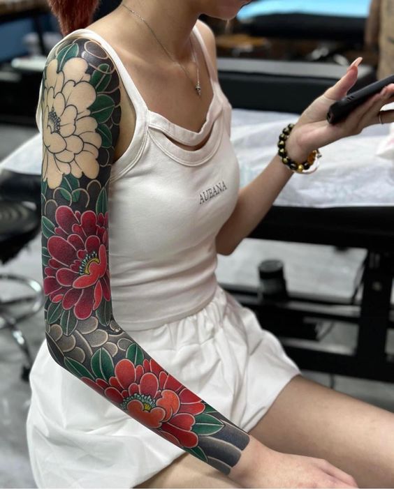 888+ hình xăm hoa mẫu đơn đại diện cho tình yêu và may mắn - Genztattoo